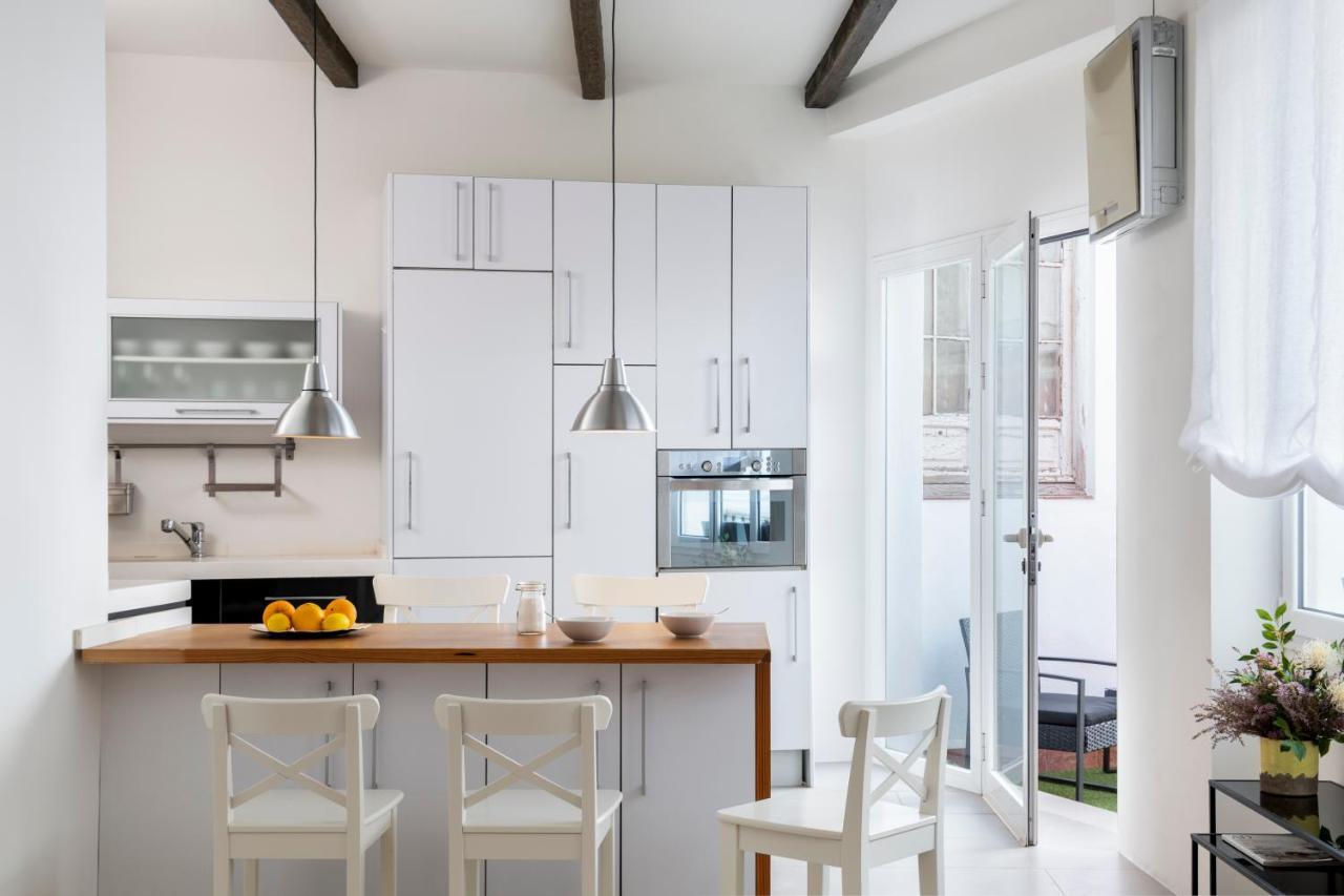 Buen Viaje Home, Con Patio Privado إشبيلية المظهر الخارجي الصورة